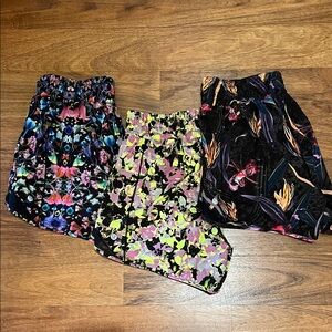 lululemon athletica Hotty Hot HR 4”Multicolor Athletic Shorts bundle size 8
